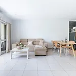 Benalmadena Puerto Marina Vacation Apartment 1 Minute From The Beach