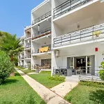 Benalmadena Puerto Marina Vacation Apartment 1 Minute From The Beach
