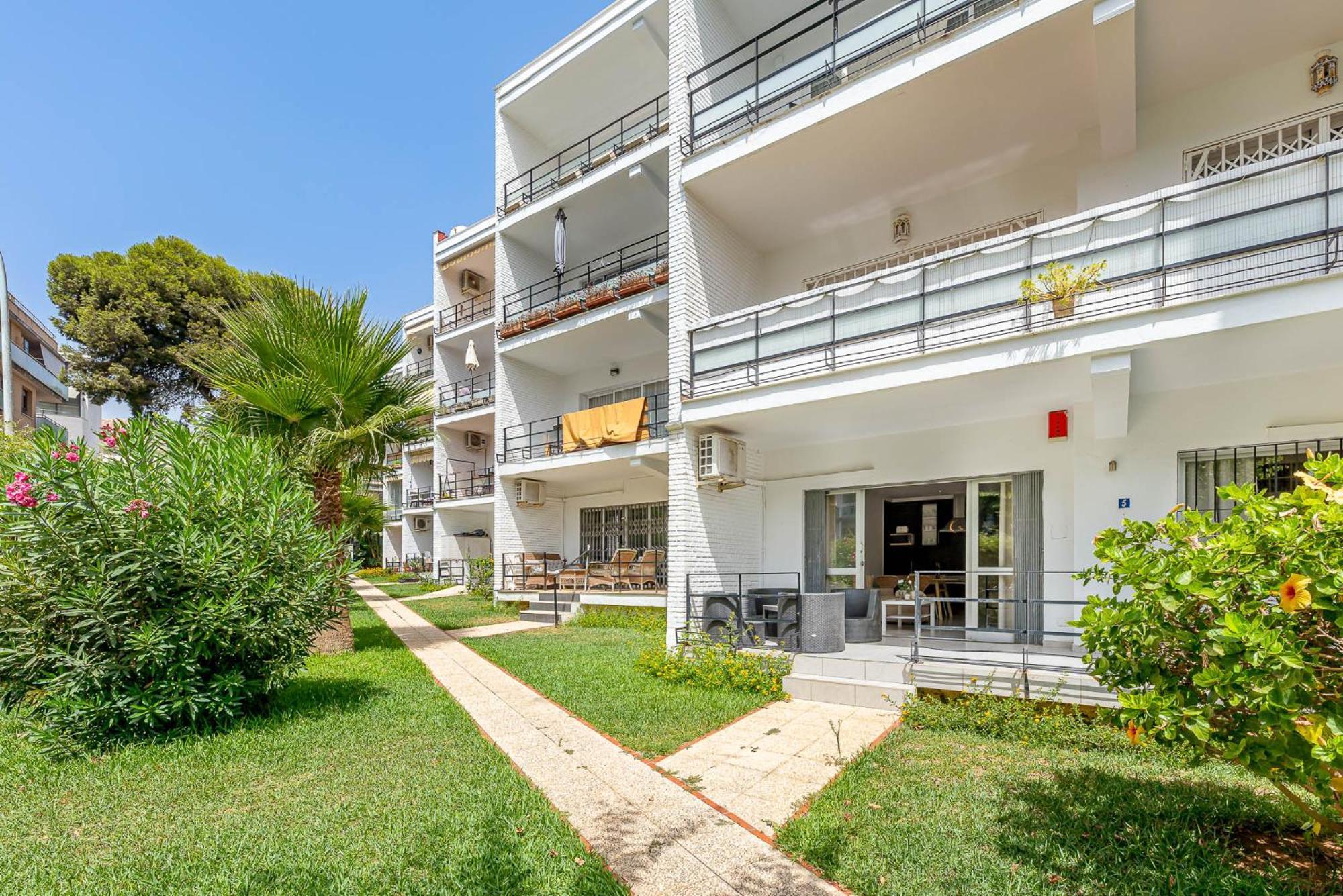 Puerto Marina Vacation 1 Minute From The *